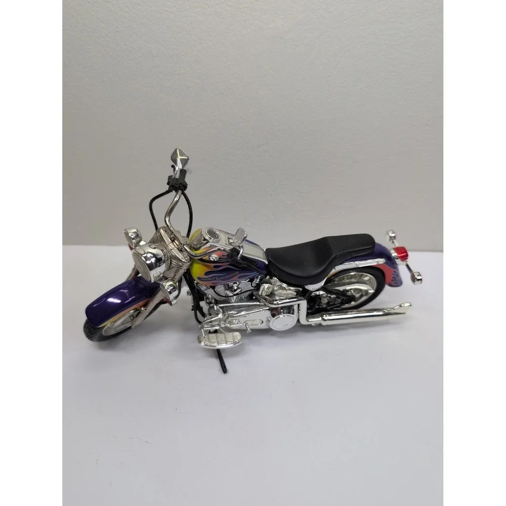 Hot Wheels Harley Davidson Die Cast 1/10 scale